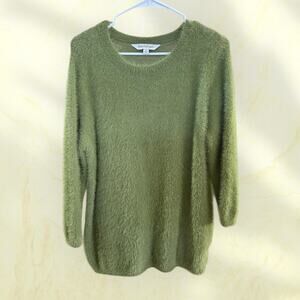 Davi & Dani Green Fuzzy Sweater Women’s Medium Soft Cozy Long Sleeve Pullover